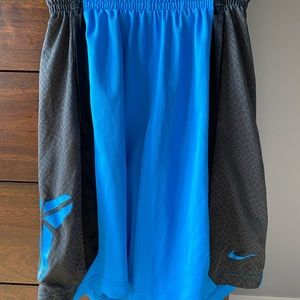 Vintage KOBE Nike basketball shorts